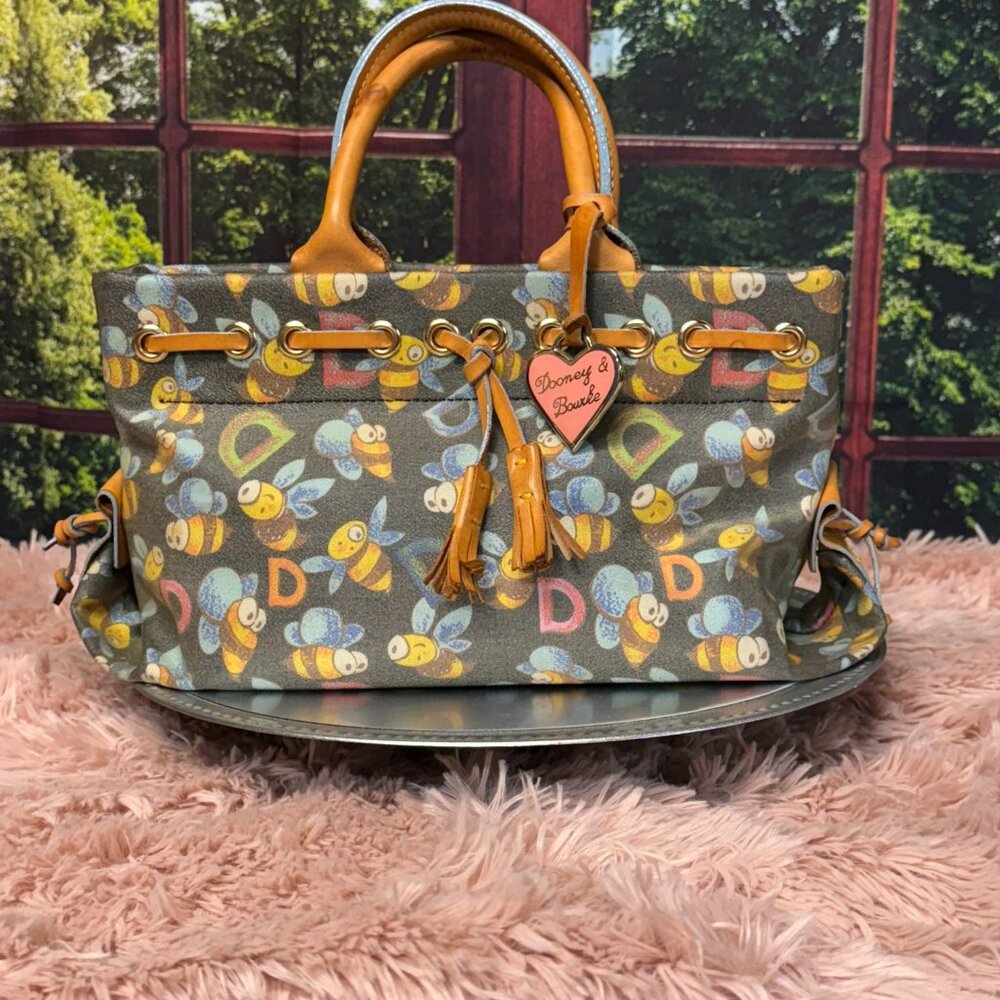 DOONEY & BOURKE🐝 RETRO 🐝BUMBLE BEE SHOULDER BAG - Picture 12 of 16
